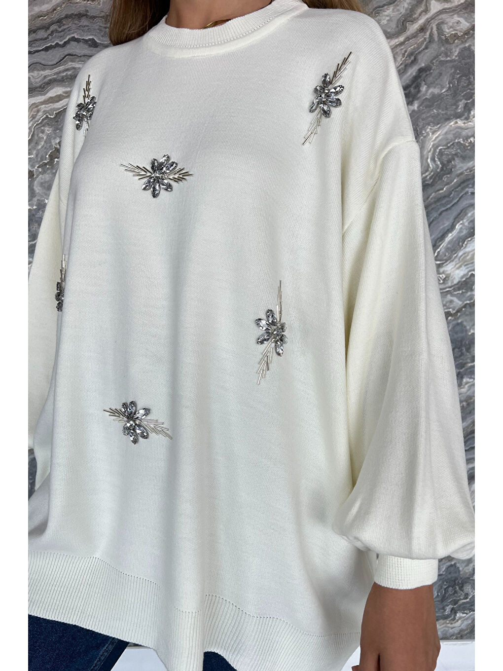 Ekru Kadın Bisiklet Yaka Taşlı Salaş Triko Kazak-3