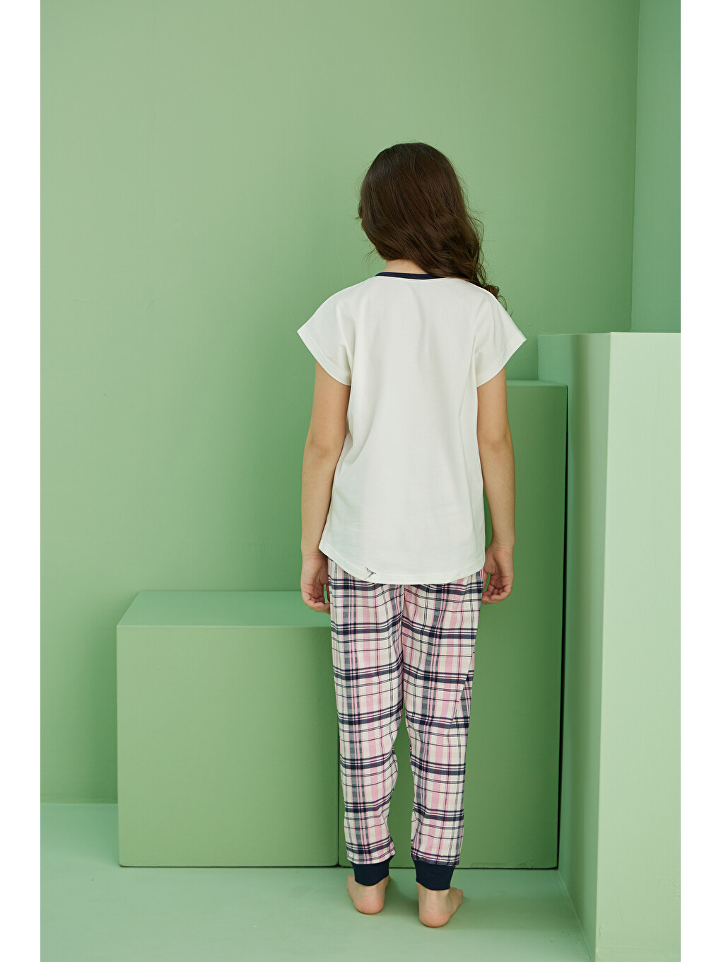 Ekru Desenli Pamuklu Bisiklet Yaka Örme Pijama Takım25117065-4