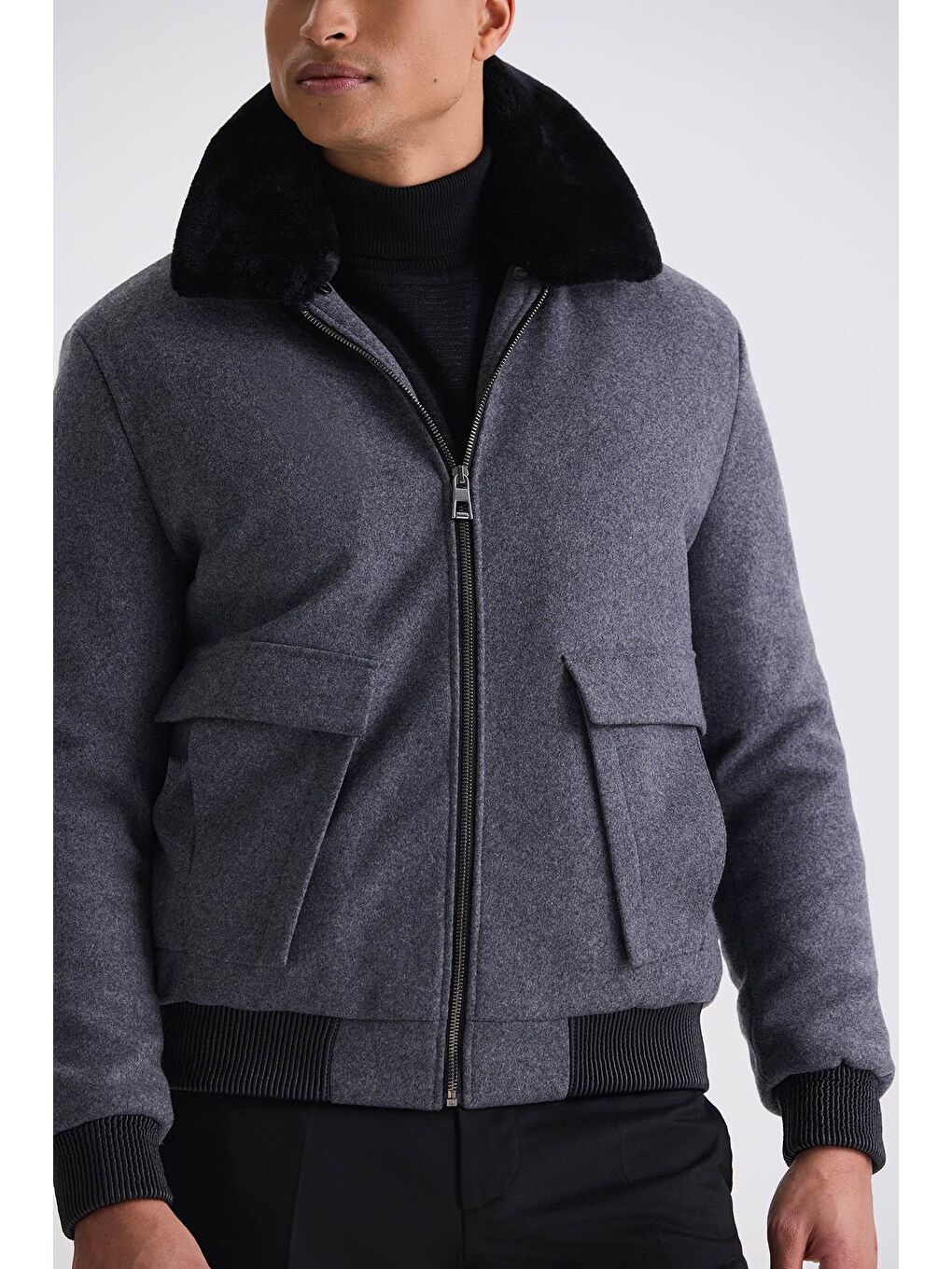 Gri Regular Fit Yaka Kürklü Kışlık Mont-2