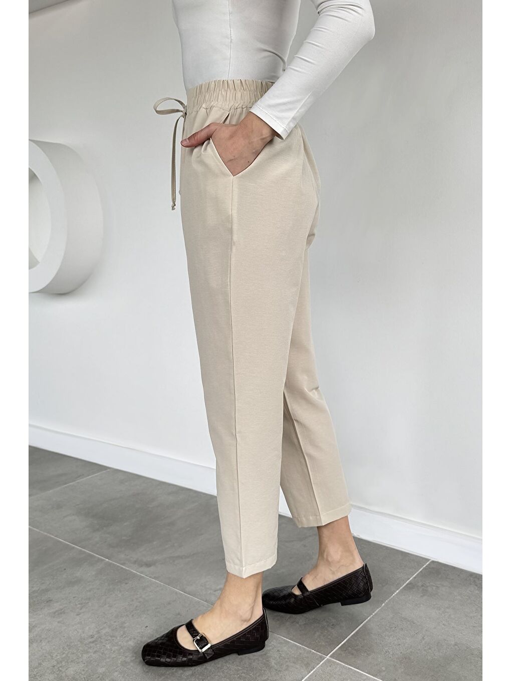 Bej Kadın Bel Lastikli Pantolon-3