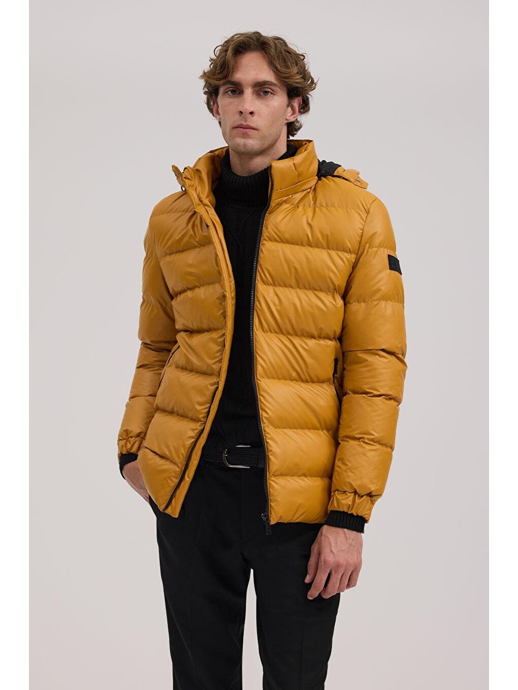 Sarı Hardal Regular Fit Kapüşonlu Şişme Kışlık Mont