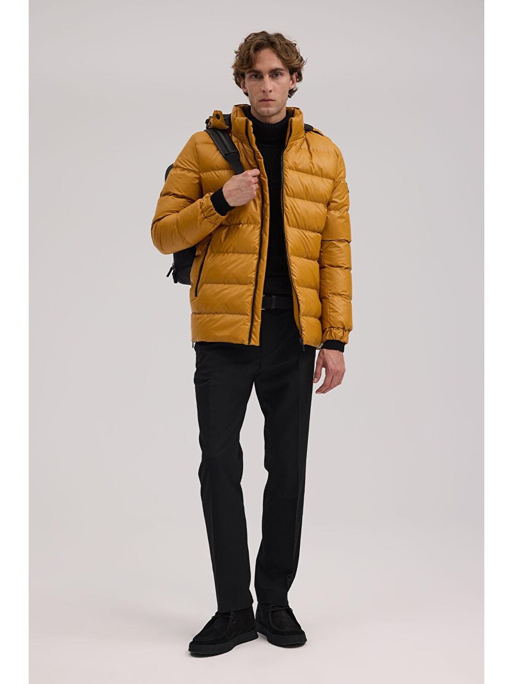 Sarı Hardal Regular Fit Kapüşonlu Şişme Kışlık Mont-1