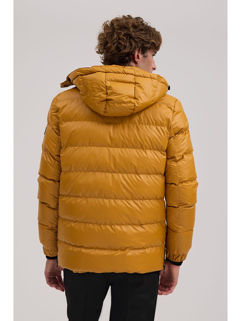 Sarı Hardal Regular Fit Kapüşonlu Şişme Kışlık Mont-3