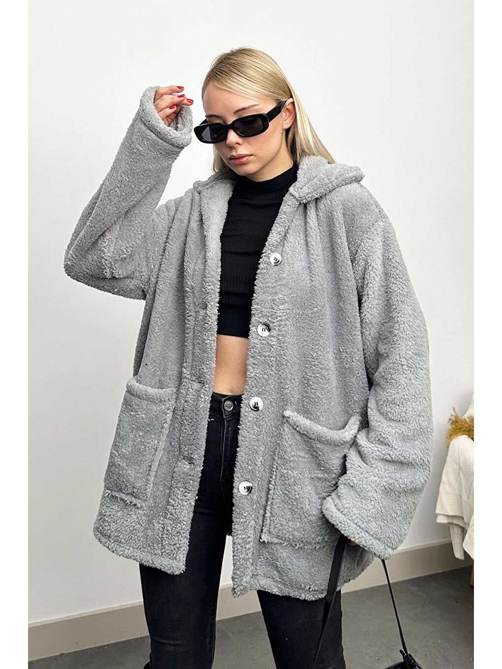 Gri Çift Cepli Önü Düğmeli Oversize Pelüş Ceket-4