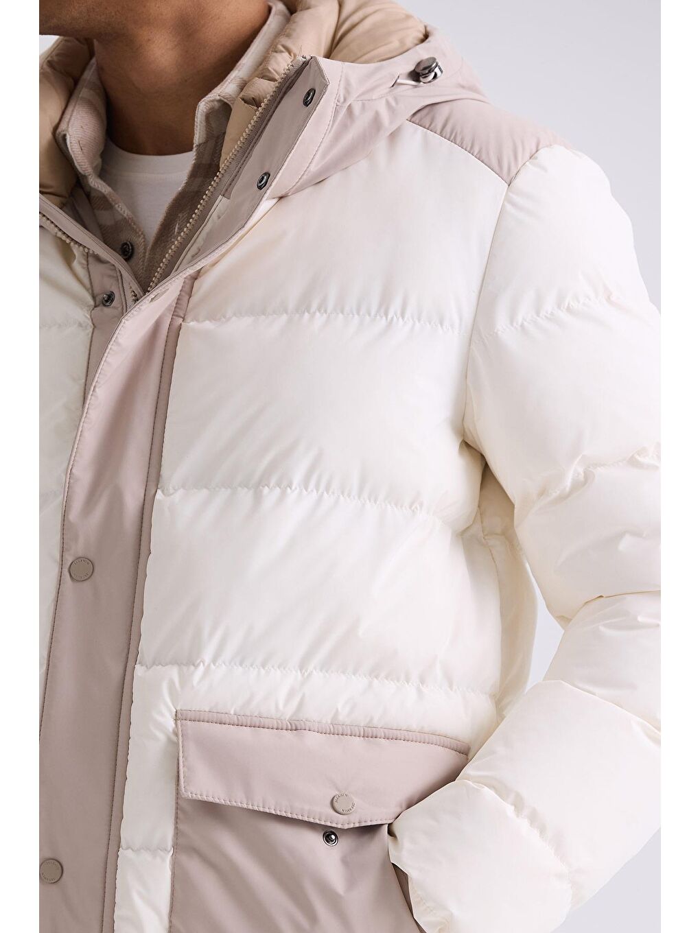 Ekru Comfort Fit Kapüşonlu Cepli Şişme Mont-2