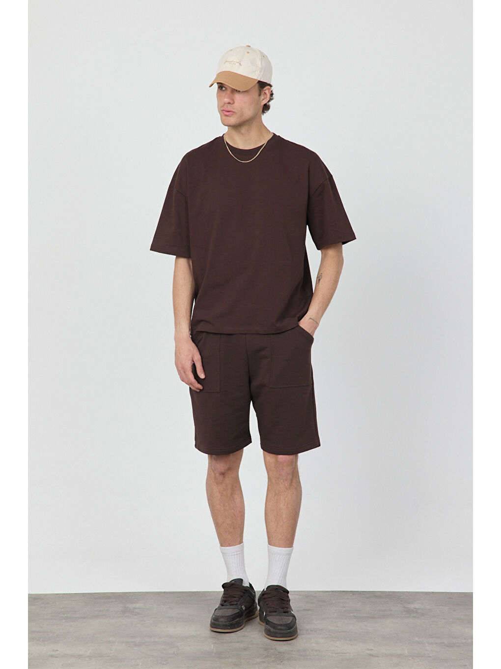 Kahverengi Oversize Şort