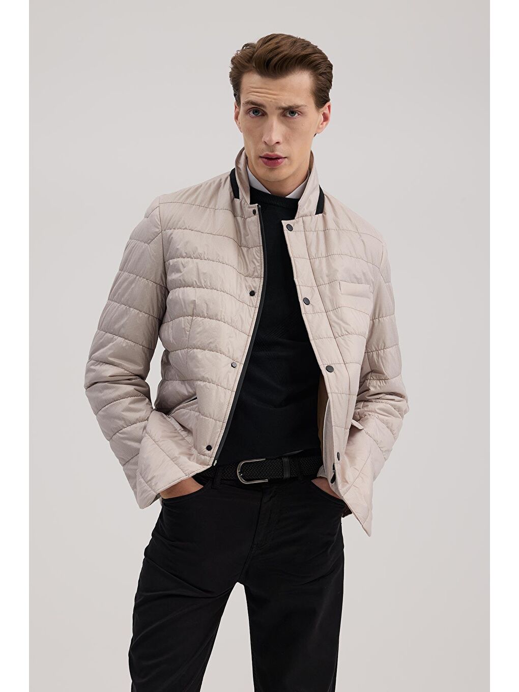 Bej Comfort Fit Dik Yaka Fermuarlı Spor Mont-1