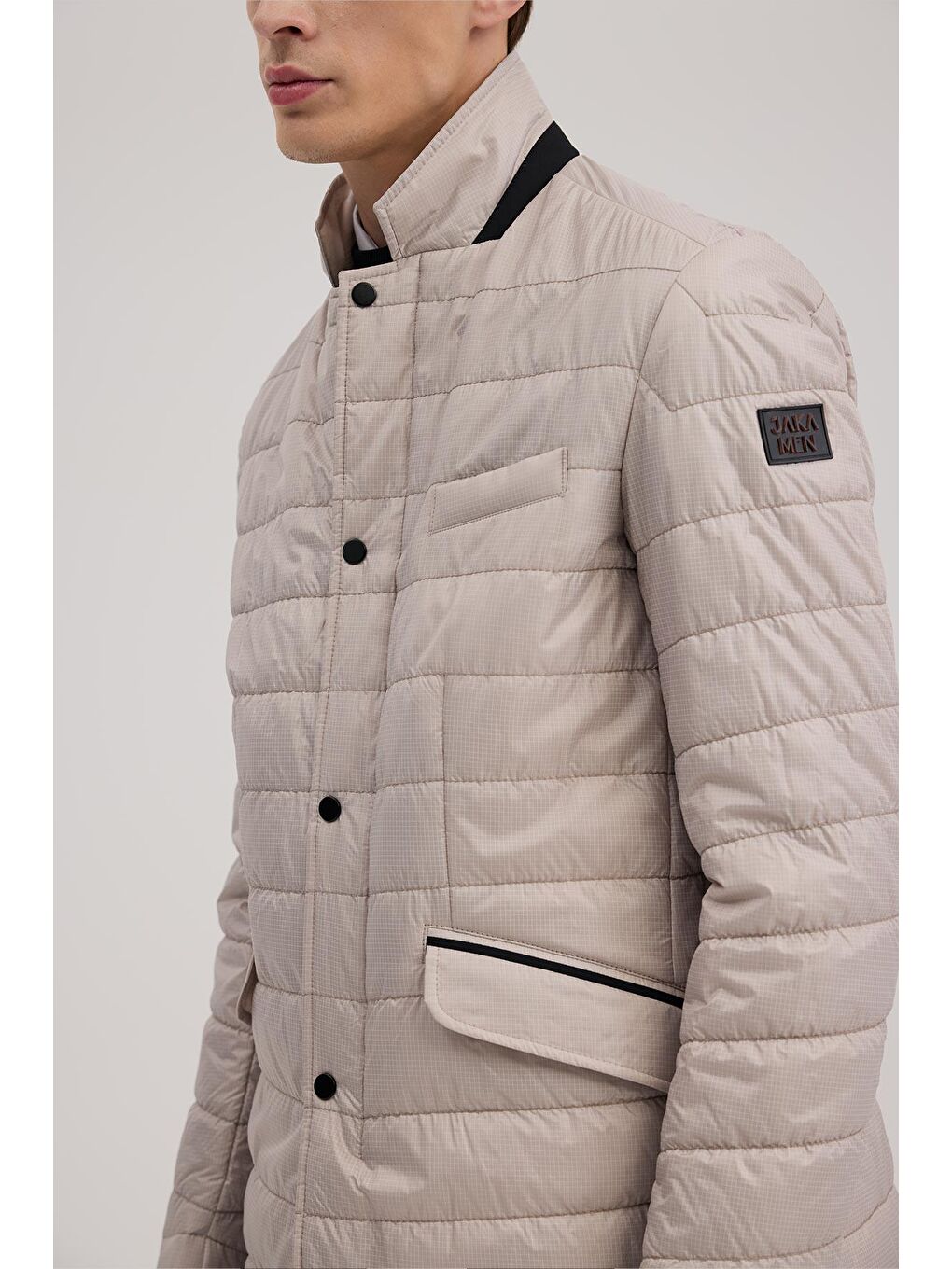 Bej Comfort Fit Dik Yaka Fermuarlı Spor Mont-2