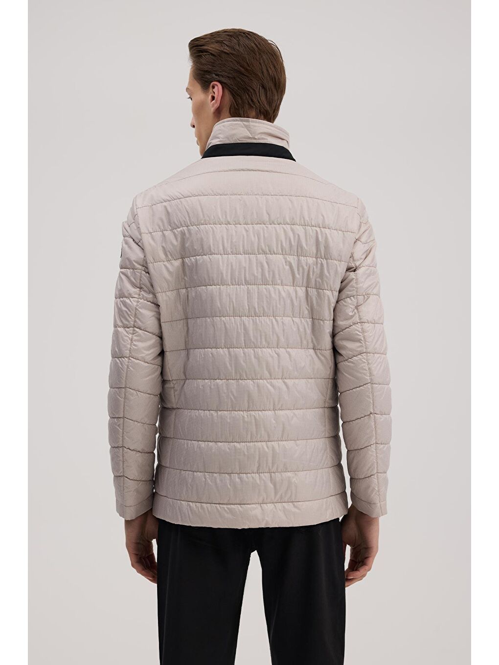 Bej Comfort Fit Dik Yaka Fermuarlı Spor Mont-3