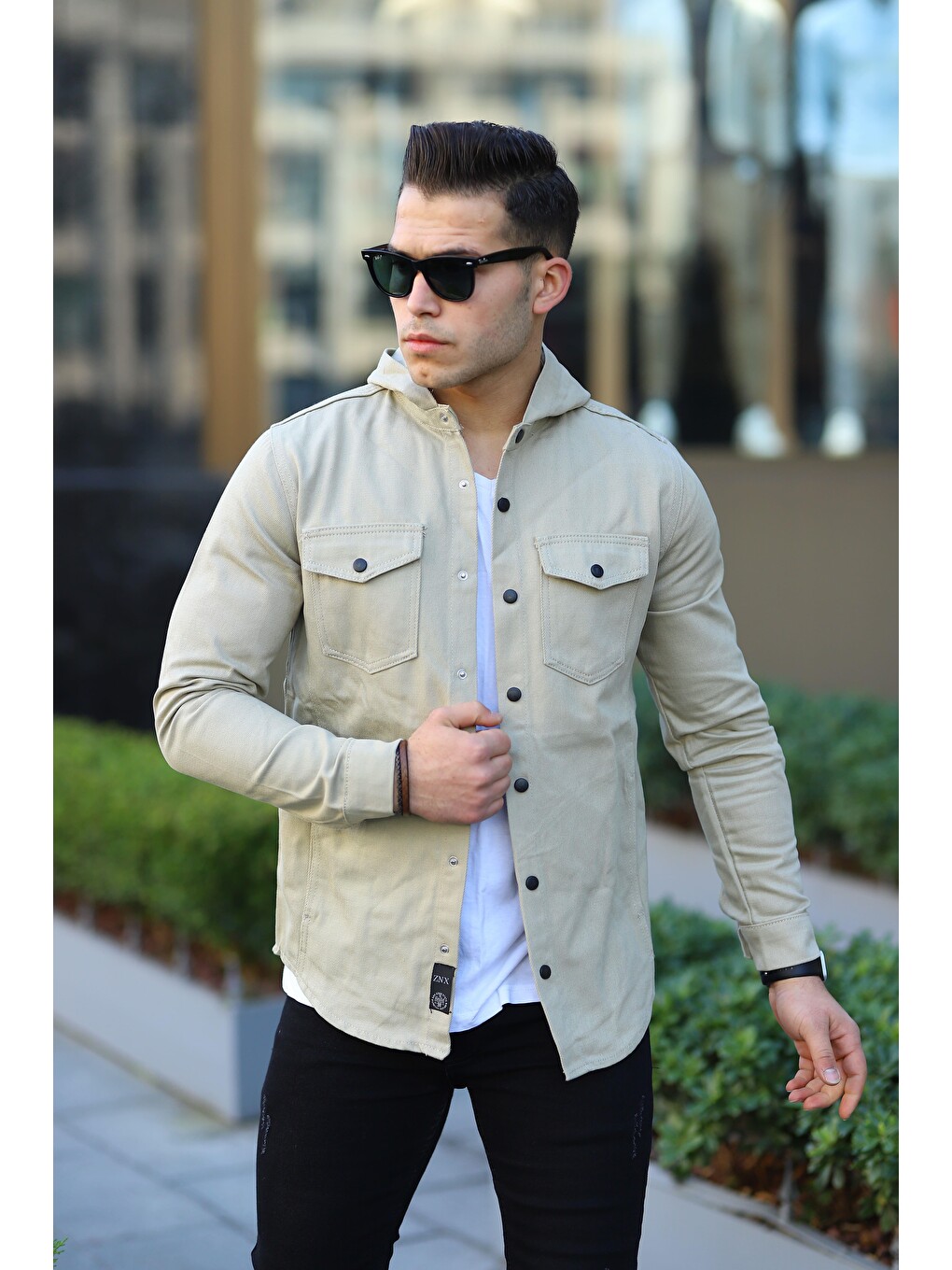 Bej Erkek Kapüşonlu Çıt Çıt Düğme ( Regular Fit ) Jean Gömlek