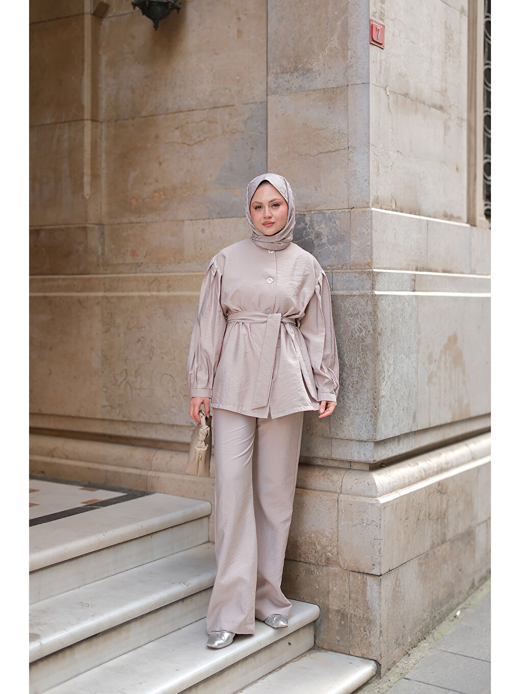 Ekru Kadın Pile Detaylı Kuşaklı İkili Takım Pudra-1