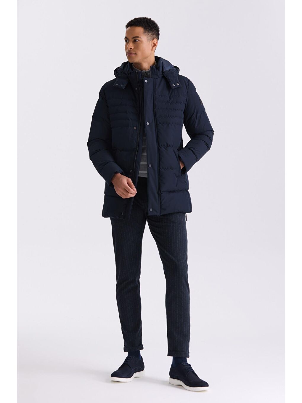 Lacivert Regular Fit Hakim Yaka Gizli Fermuarlı Şişme Mont-1