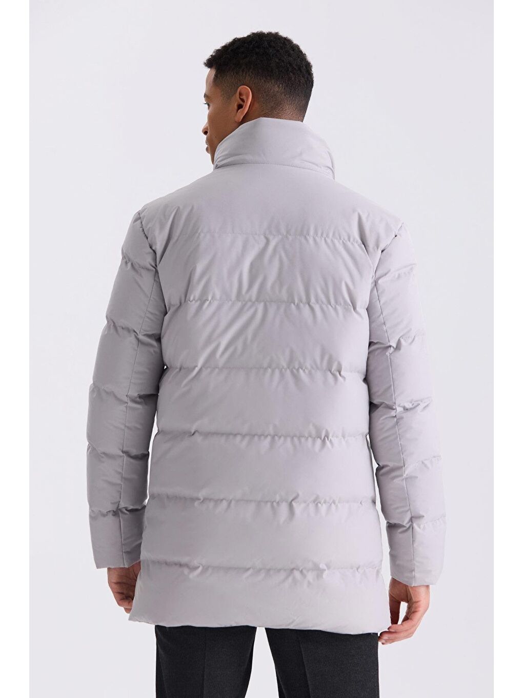 Bej Taş Regular Fit Hakim Yaka Fermuarlı Kışlık Şişme Mont-3