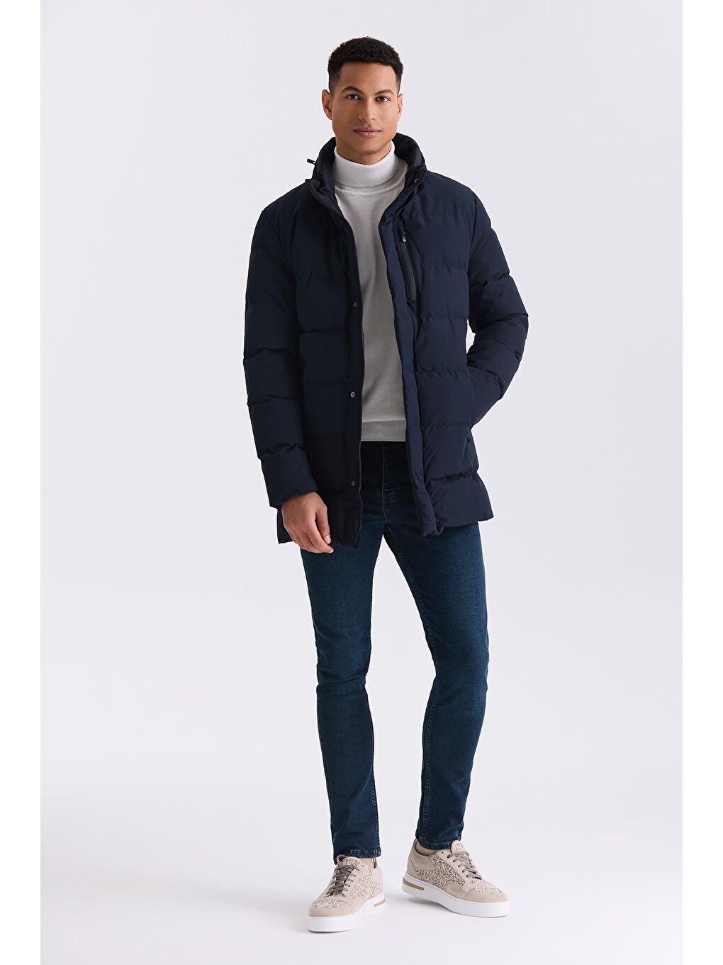 Lacivert Regular Fit Hakim Yaka Fermuarlı Kışlık Şişme Mont-1