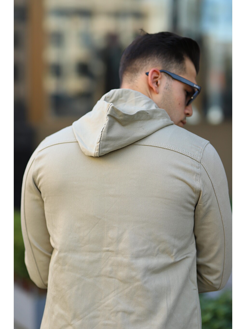 Bej Erkek Kapüşonlu Çıt Çıt Düğme ( Regular Fit ) Jean Gömlek-2