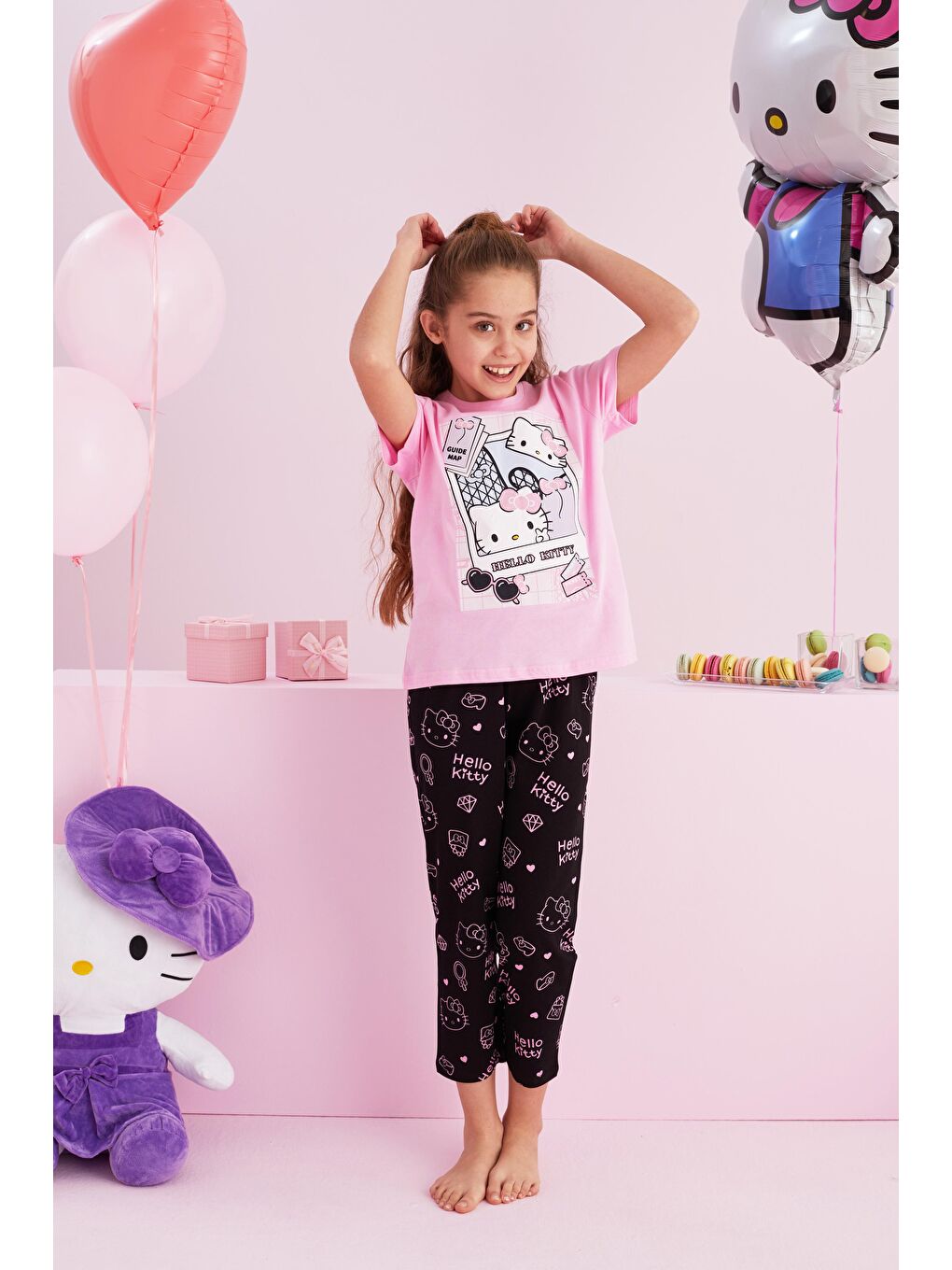 SİYAH İNCİ Pembe Hello Kitty Lisanslı %100 Pamuk Pembe Çok Renkli Bisklet Yaka Pijama Takım - 1