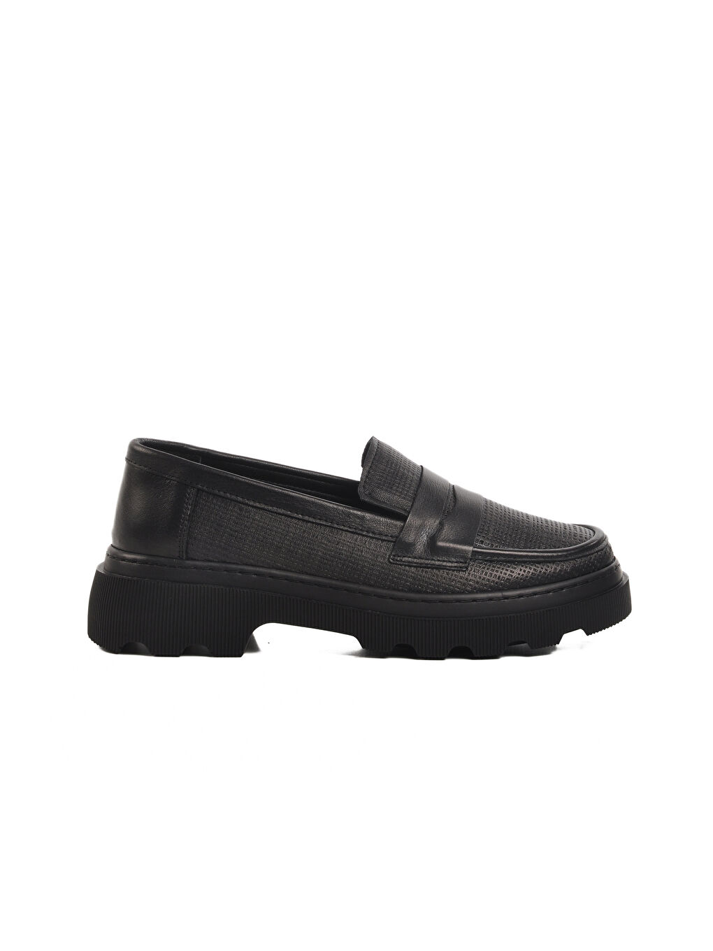 Siyah Hakiki Deri Kadın Casual Ayakkabı 2402-1 Z