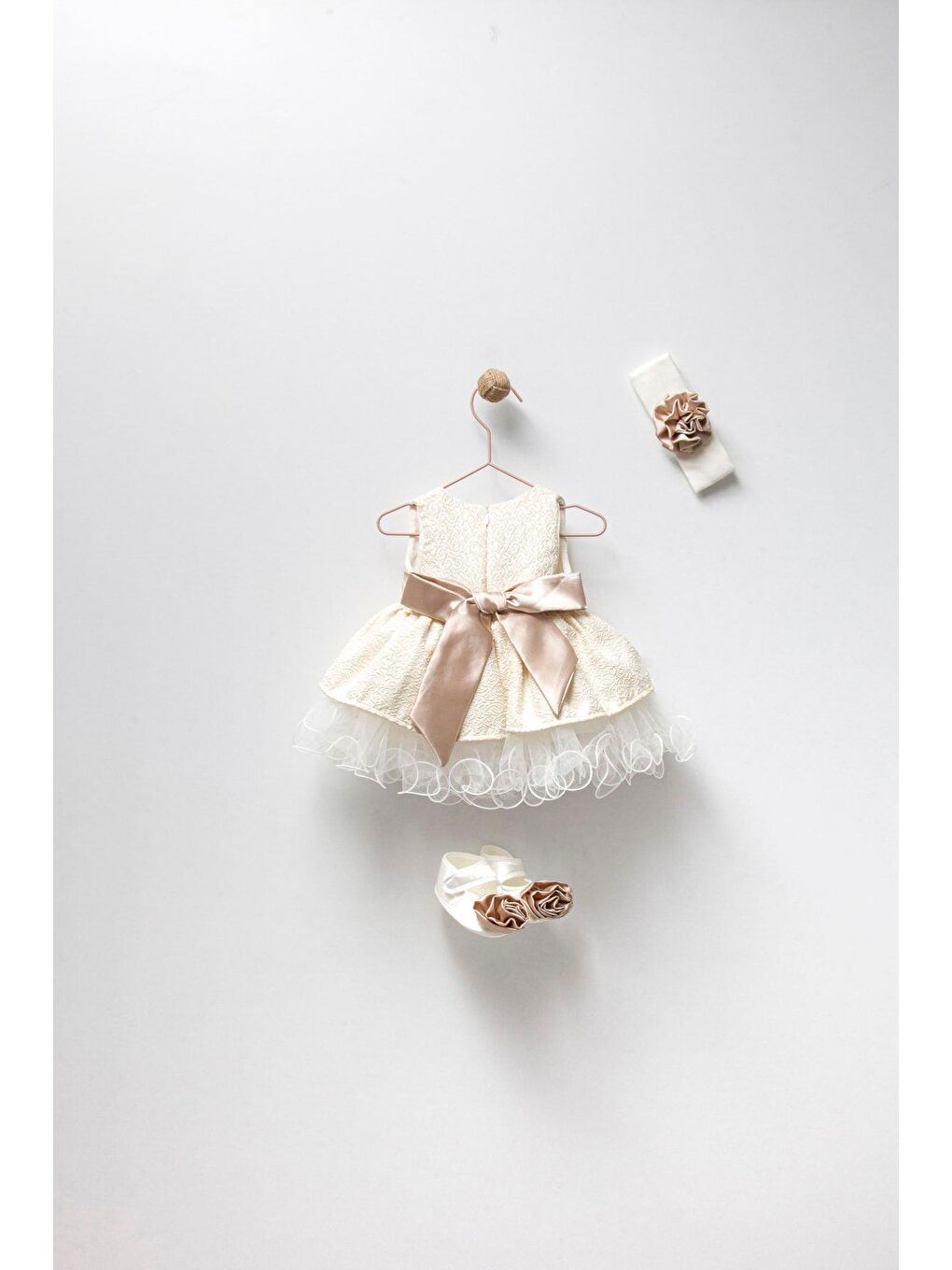 Ekru Kız Çocuk Astarlı Elbise Bandana Patik Set-1