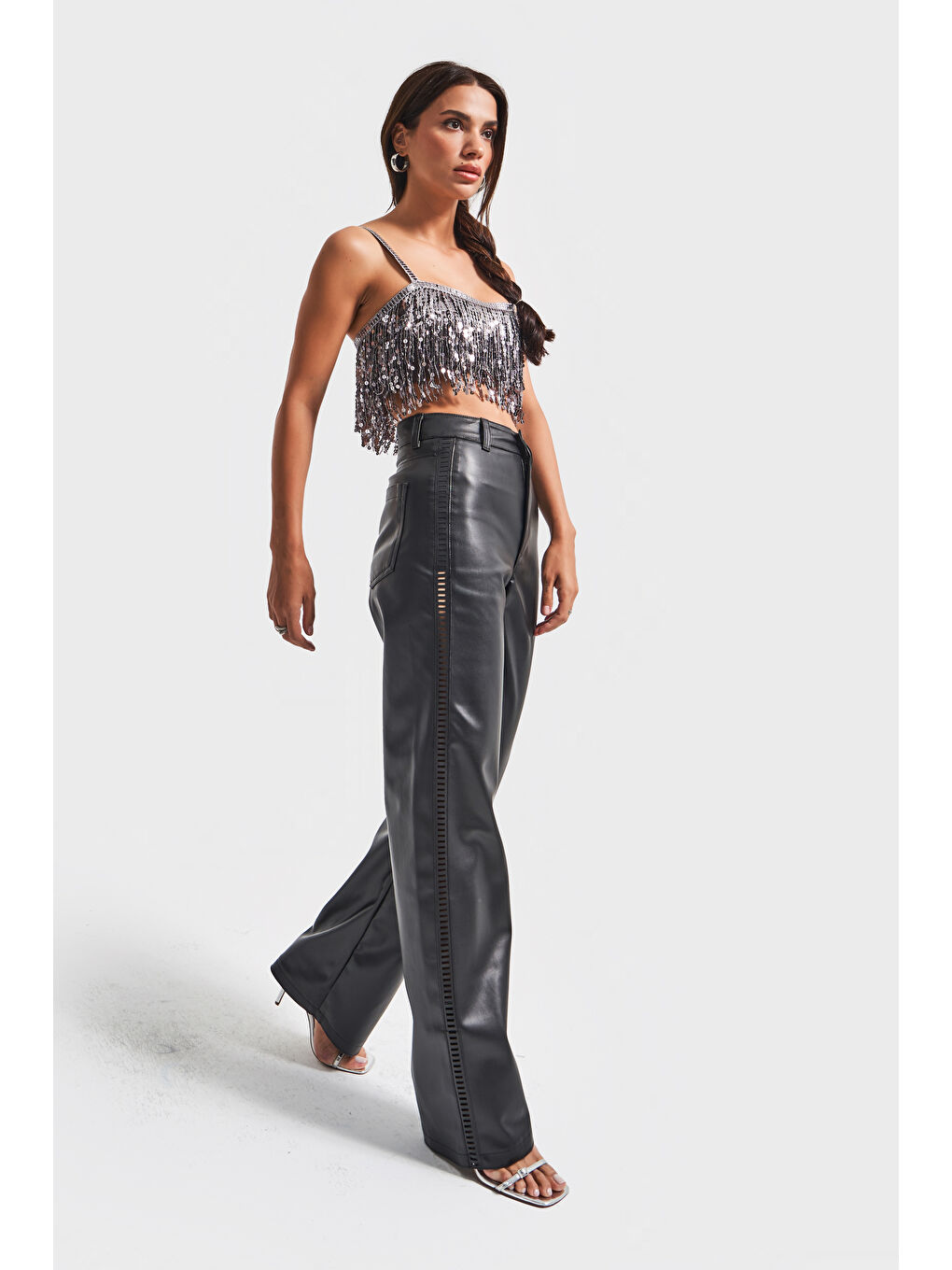 Kadın Siyah Renk w5-1 Straight Fit Yüksek Bel Yandan Detaylı Tasarım Deri Pantolon-4