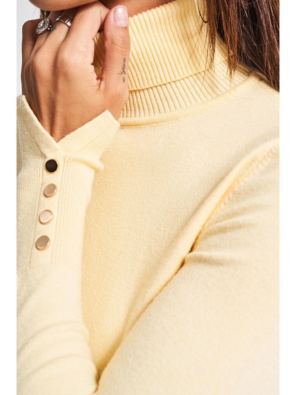 Kadın Açık Sarı Renk w5-108 Yumuşak İnce Triko Kumaş Balıkçı Yaka Triko Kazak-3