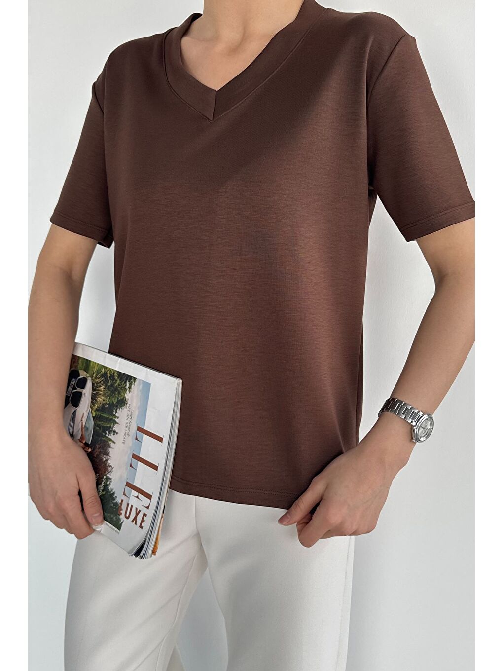 Kahverengi Kadın V Yaka Basic Tişört-2