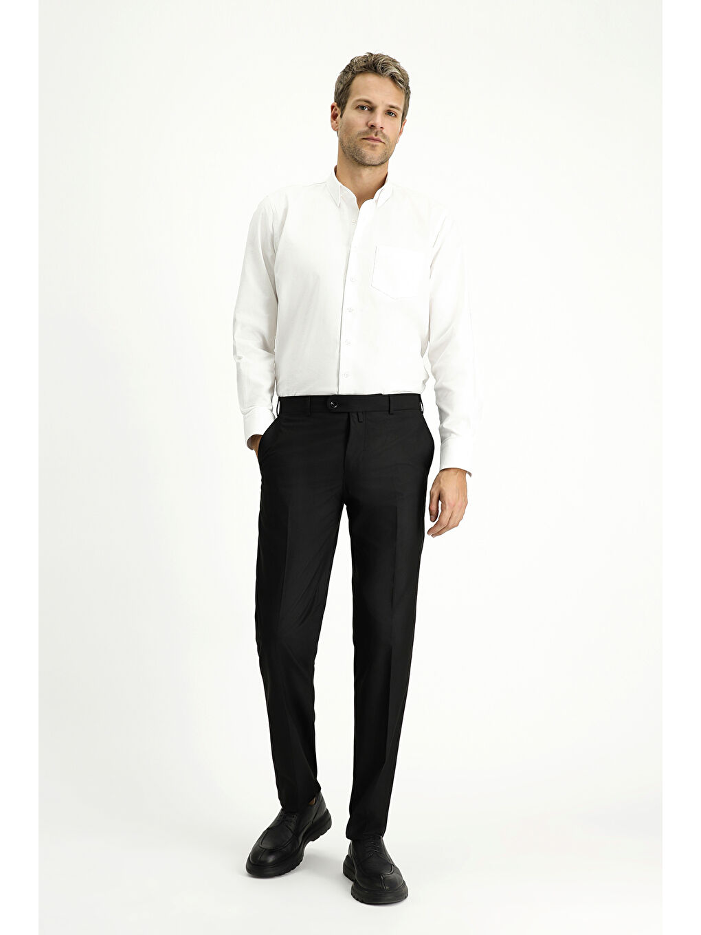 Siyah Relaxed Fit Rahat Kesim Klasik Kumaş Pantolon