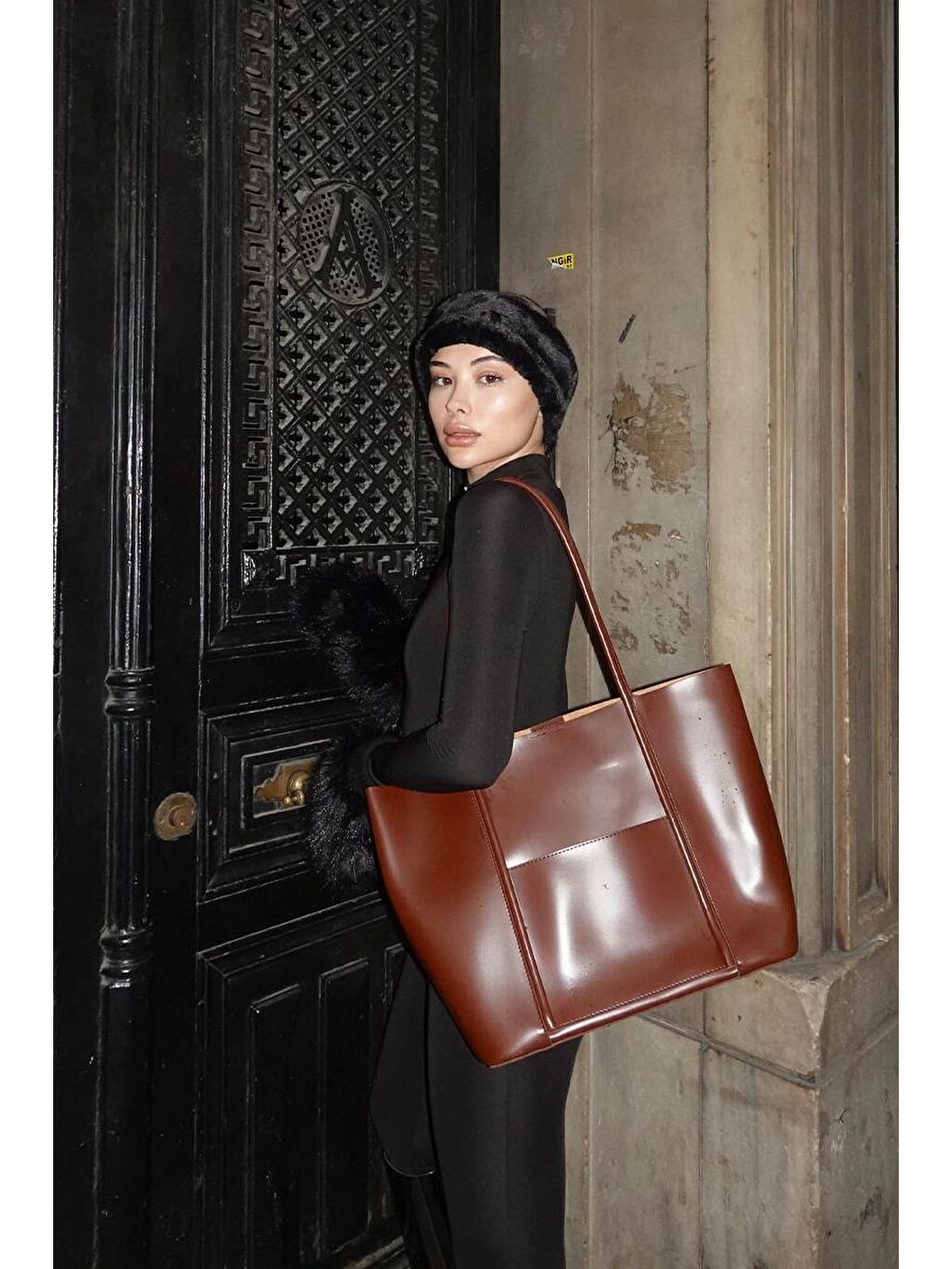 Kahverengi Pax Big Size Omuz Çantası Fındık Kabuğu-5