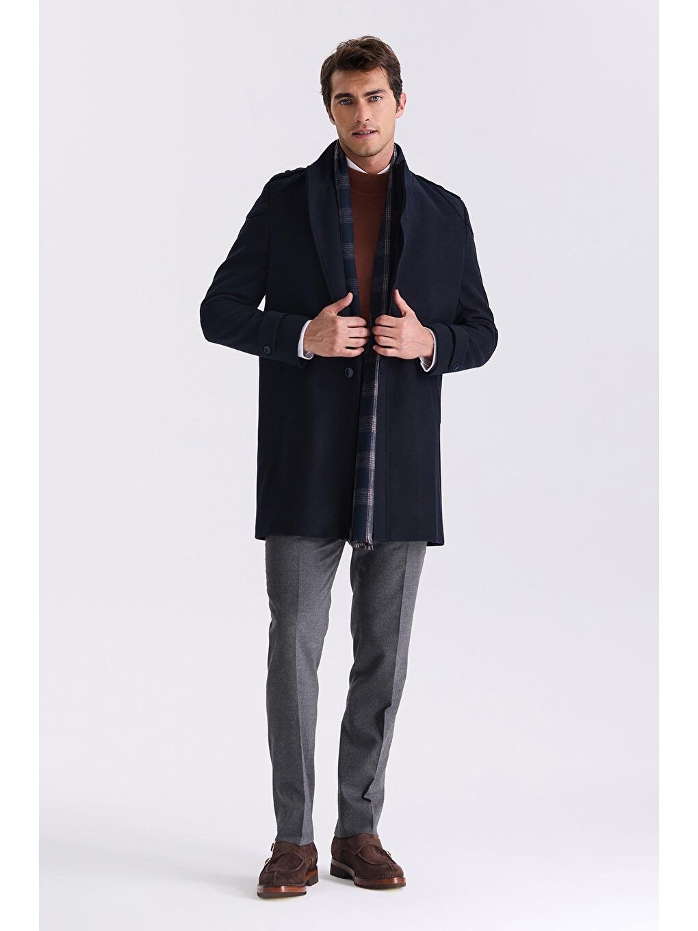 Koyu Lacivert Regular Fit Hakim Yaka Apoletli Yünlü Kaşe Kaban-1