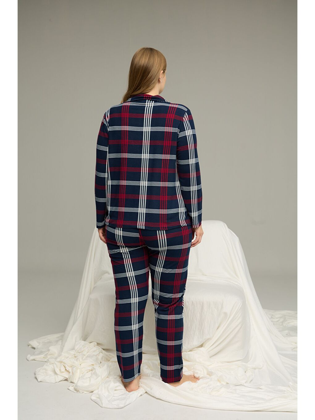 Lacivert Desenli Büyük Beden Battal Boy Gömlek Yaka Düğmeli Milan Örme Pijama Takım25224333-2