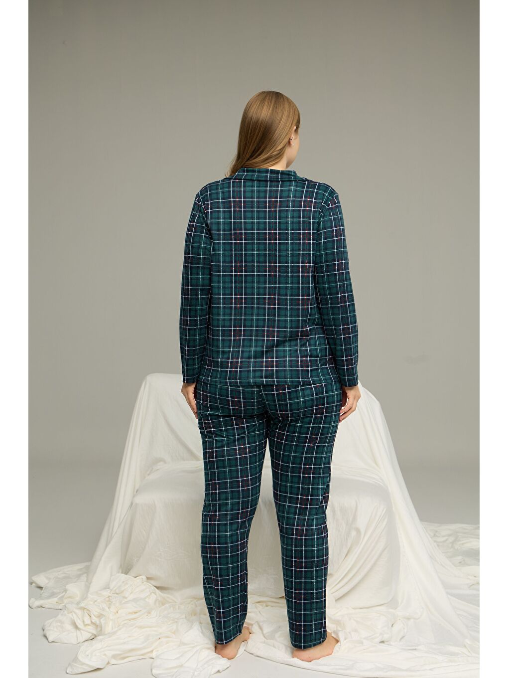 Yeşil Desenli Büyük Beden Battal Boy Gömlek Yaka Düğmeli Milan Örme Pijama Takım25224336-2