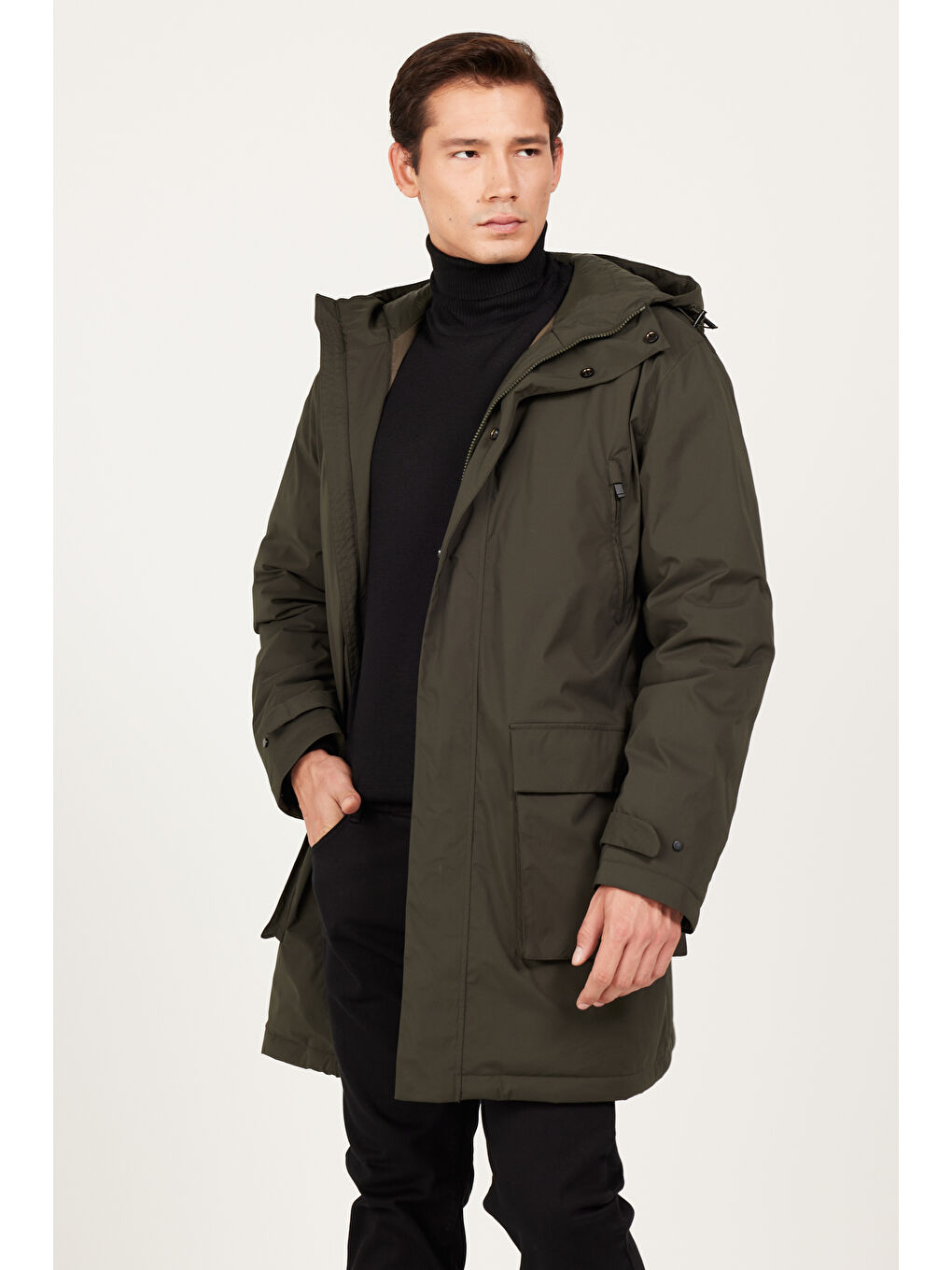 Erkek Haki Standart Fit Normal Kesim Kapüşonlu Kaban-5