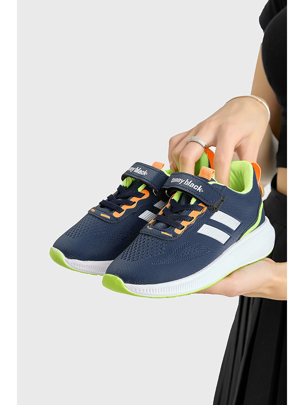 Çocuk Unisex Lacivert Eva Taban Yanı Şeritli File Detaylı Cırtlı Spor Ayakkabı-3