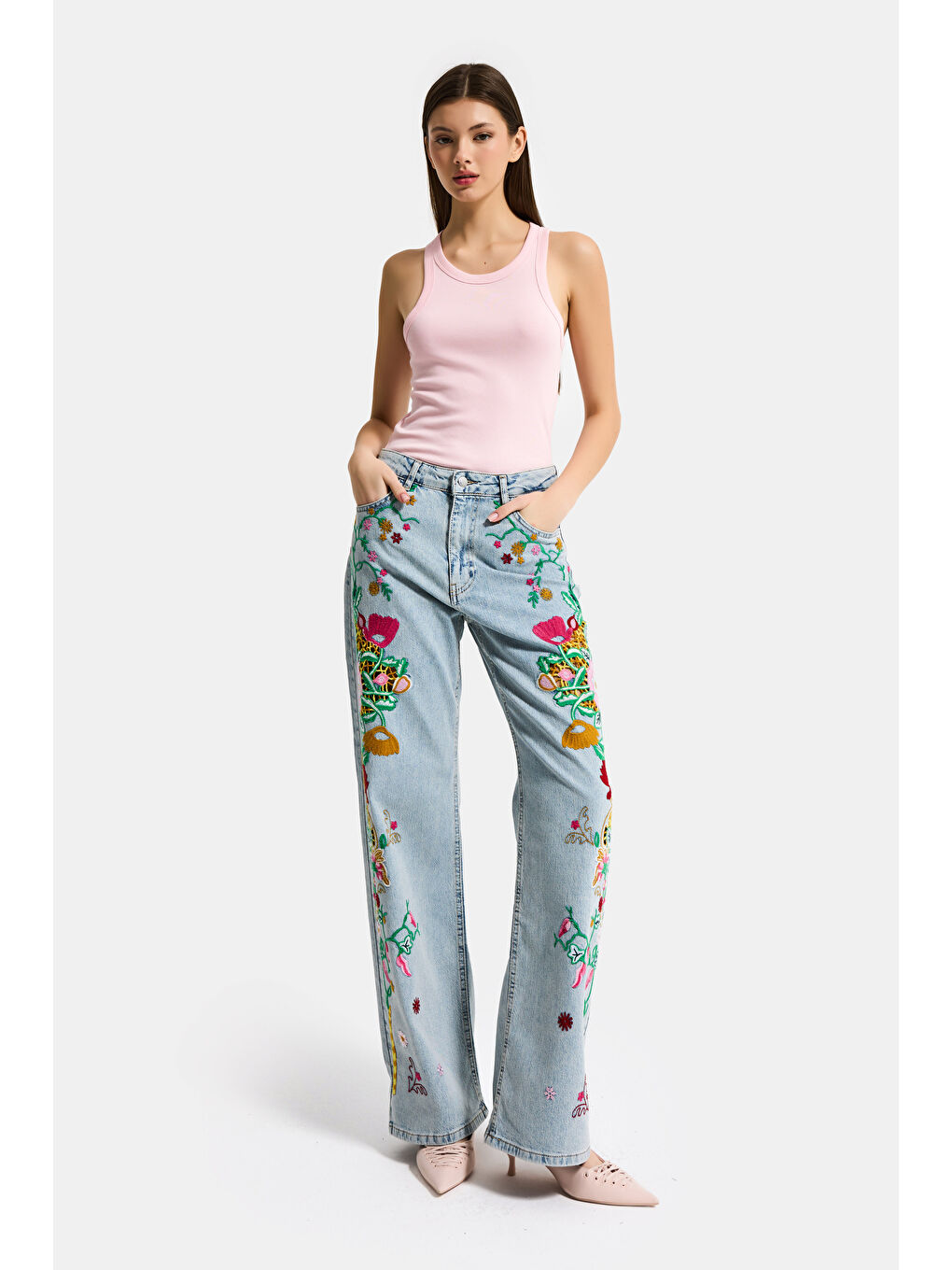 Mavi Kadın Jean Rengi 3s6-32 Straight Fit Özel Desen Çiçek Nakışlı Tasarım Denim Jean-2