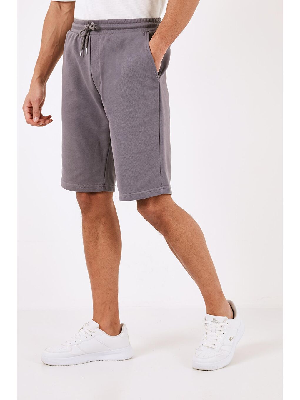 Buratti Antrasit Pamuklu Belden Bağlamalı Cepli Regular Fit Short 5908042 - 1