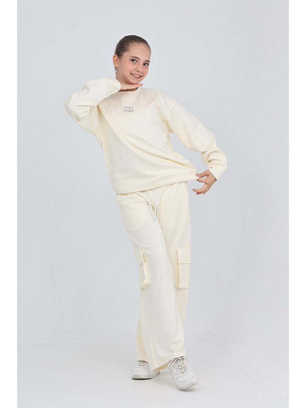 Ekru Kız Çocuk Osyho Kumaş Kargo Cepli ve Geniş Paçalı Alt-Üst Takım 12294-1