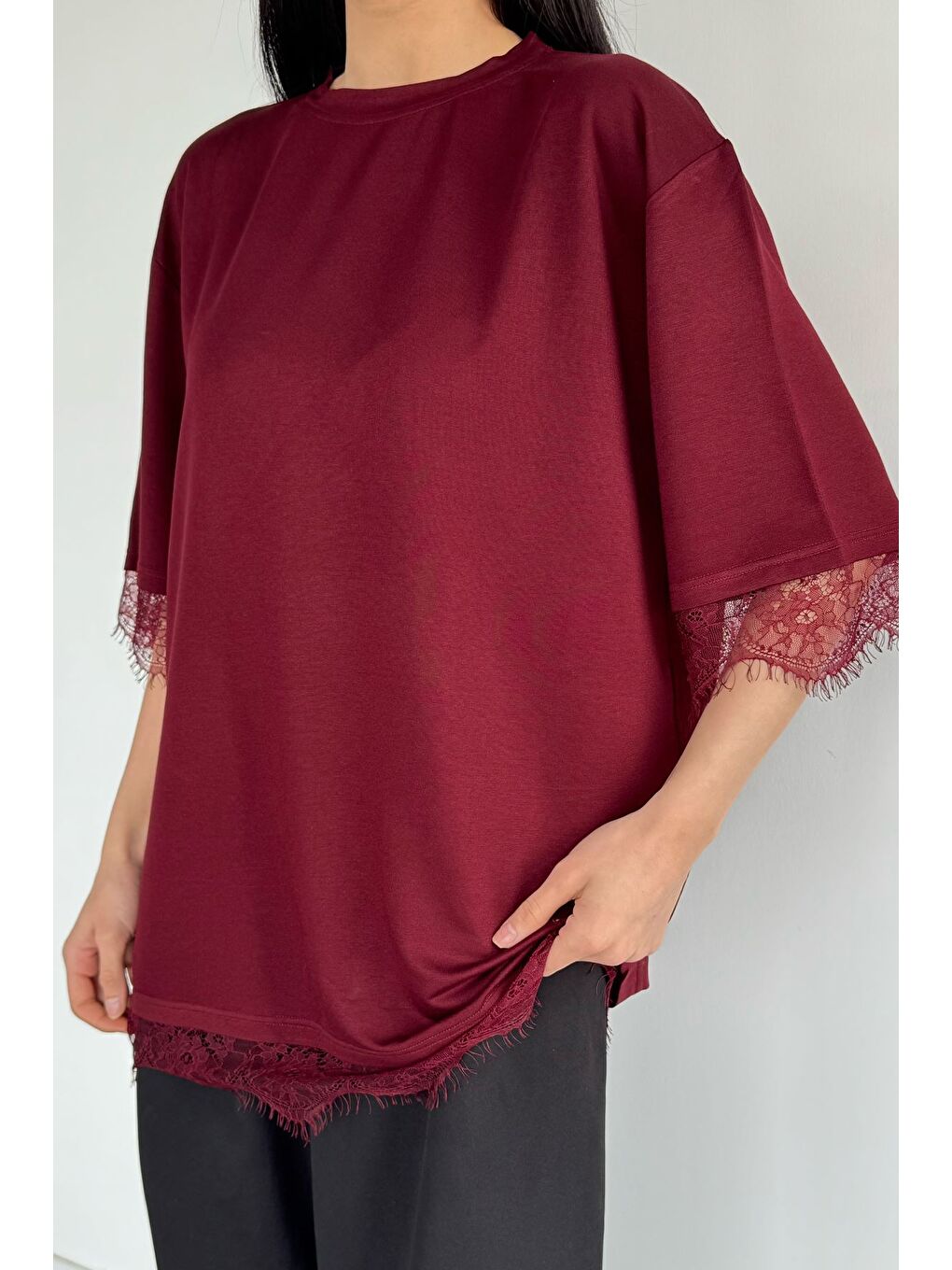 Bordo Kadın Dantelli Oversize Tişört-2
