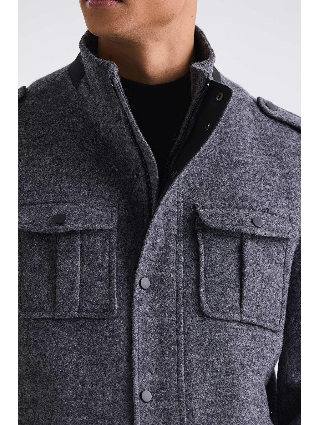 Antrasit Slim Fit Hakim Yaka Apoletli Desenli Spor Kaşe Kaban-2