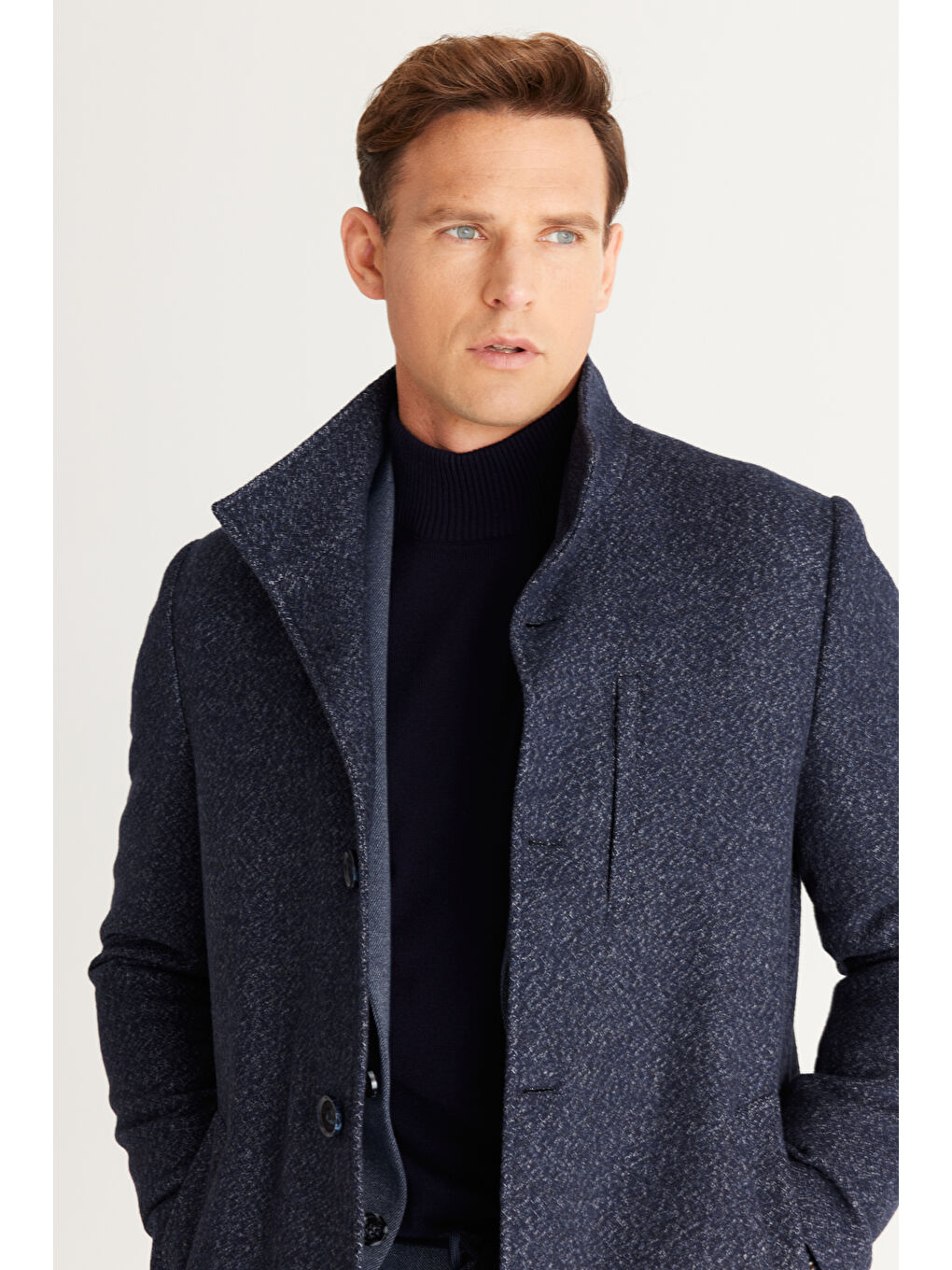 Erkek Lacivert Standart Fit Normal Kesim Dik Yaka Desenli Palto-4