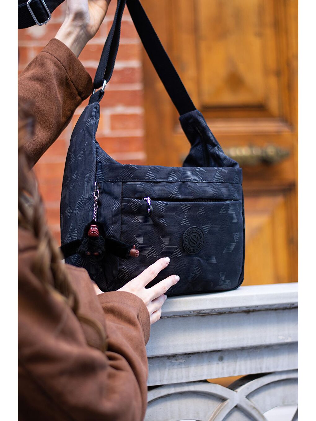 Lacivert Martinez Hafif, Su Geçirmez, Çok Gözlü Kadın Omuz Postacı Çantası BP-4848O-2