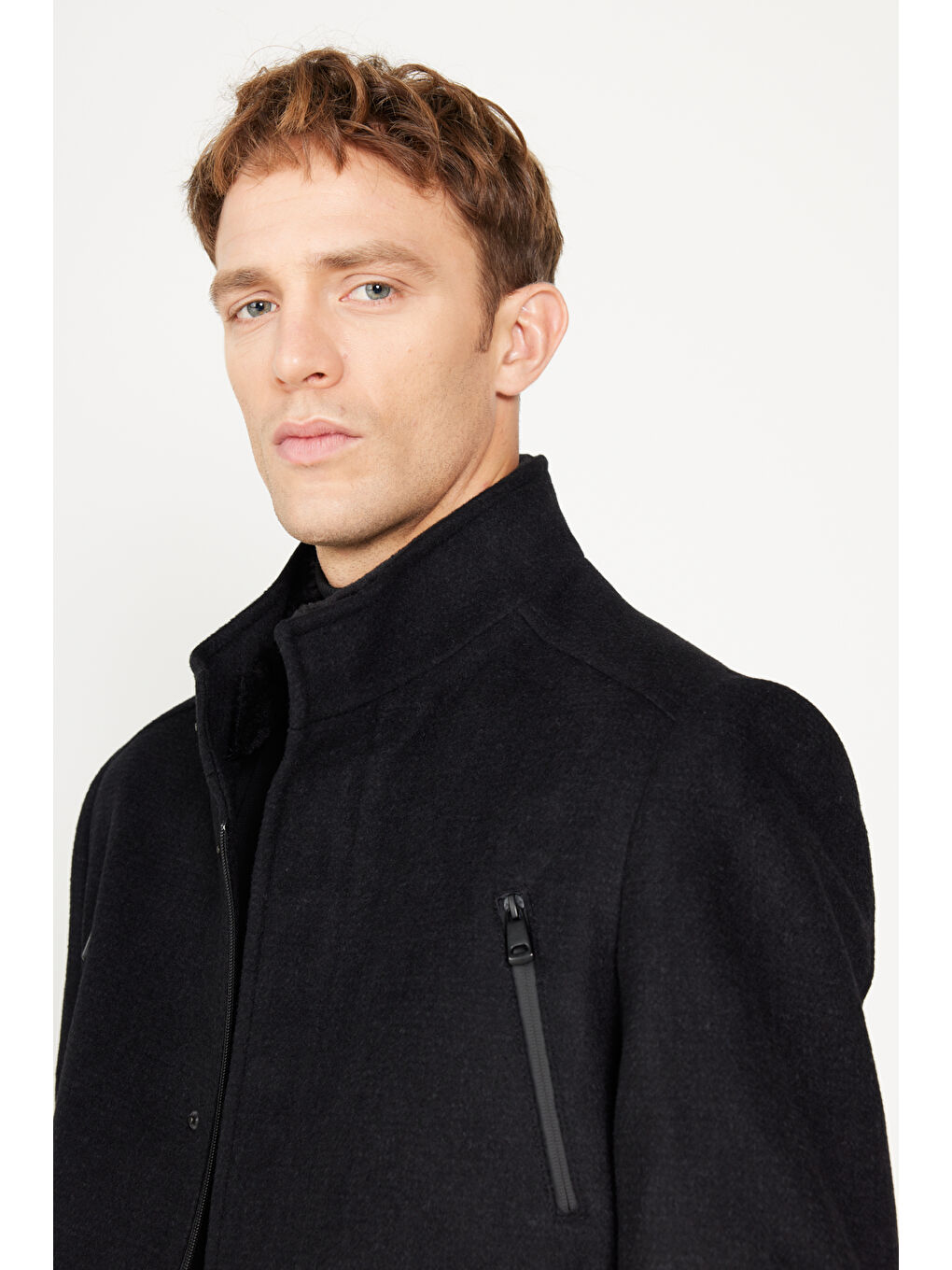 Erkek Siyah Standart Fit Normal Kesim Gömlek Yaka Yünlü Desenli Palto-4