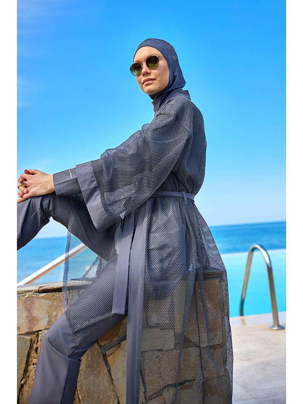 Gri Füme Tül Detaylı Pareo Kaftan  P2501-5-2