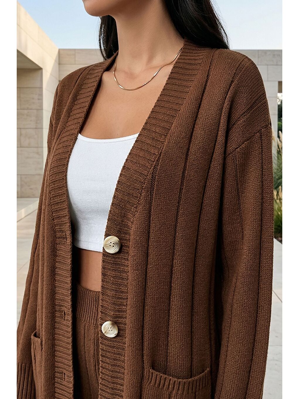 Kahverengi Kadın Ön Düğmeli Kendinden Çizgi Desenli Triko Hırka Pantolon İkili Takım-2