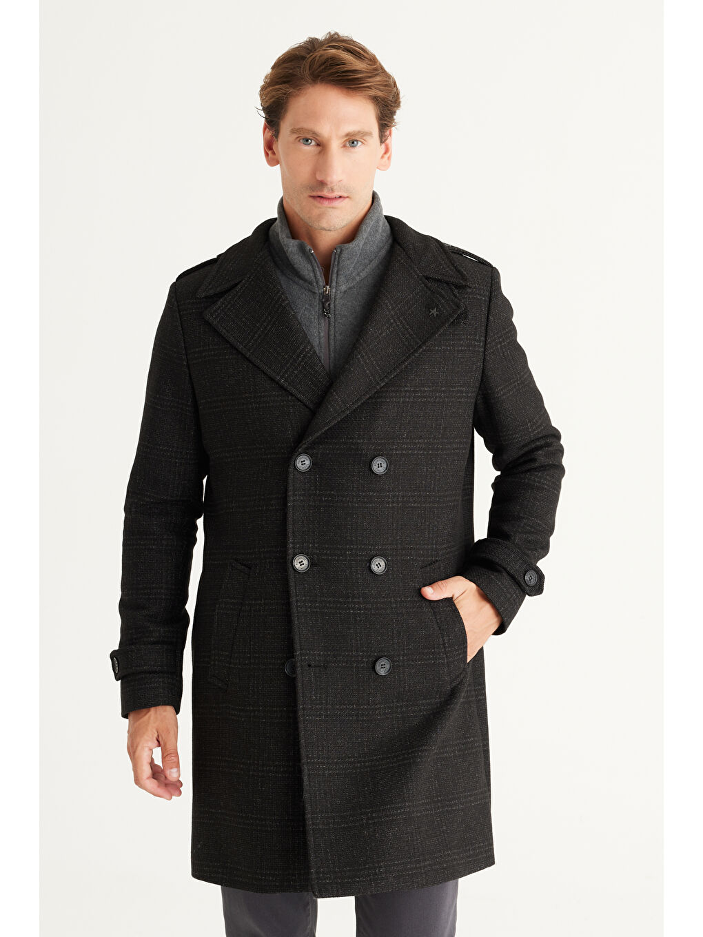 Erkek Siyah Standart Fit Normal Kesim Mono Yaka Desenli Palto-5