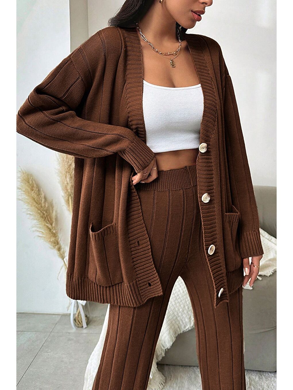 Kahverengi Kadın Ön Düğmeli Kendinden Çizgi Desenli Triko Hırka Pantolon İkili Takım-6