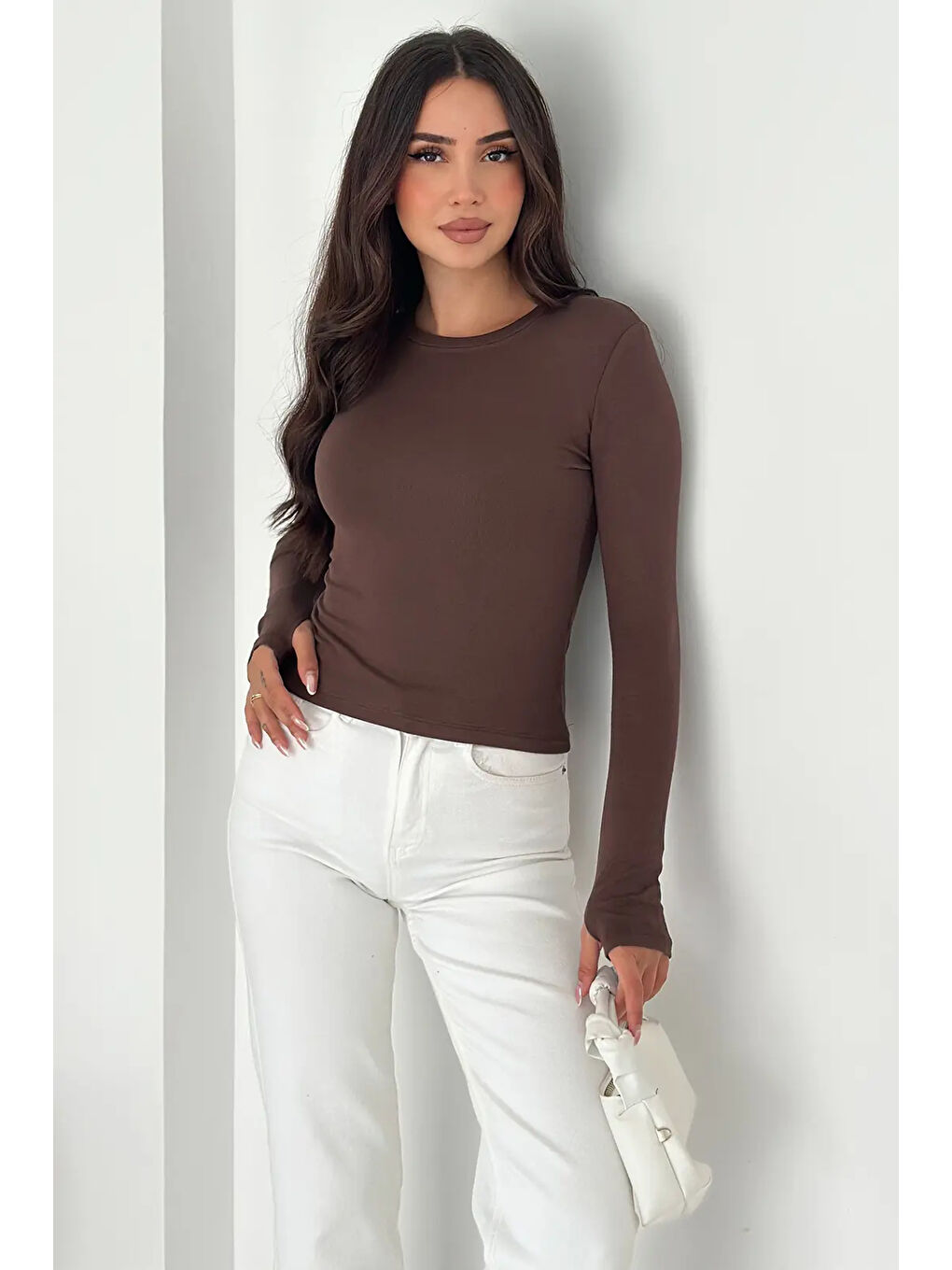 Kahverengi Kadın Parmak Geçmeli Uzun Kollu Bluz – Vücuda Oturan & Astarsız