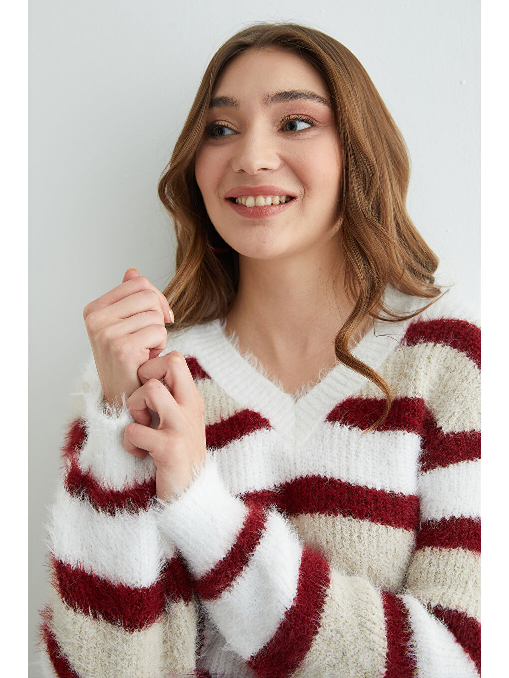 Bordo Sakallı Şeritli V Yaka Triko Kazak-4