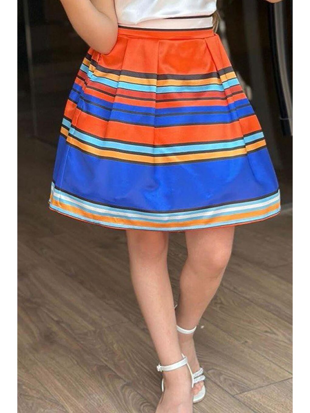 Kız Çocuk Sıfır Kol Üzeri 3D Gül İşlemeli Bluz Renkli Şerit Detaylı Mavi Etekli Takım-2