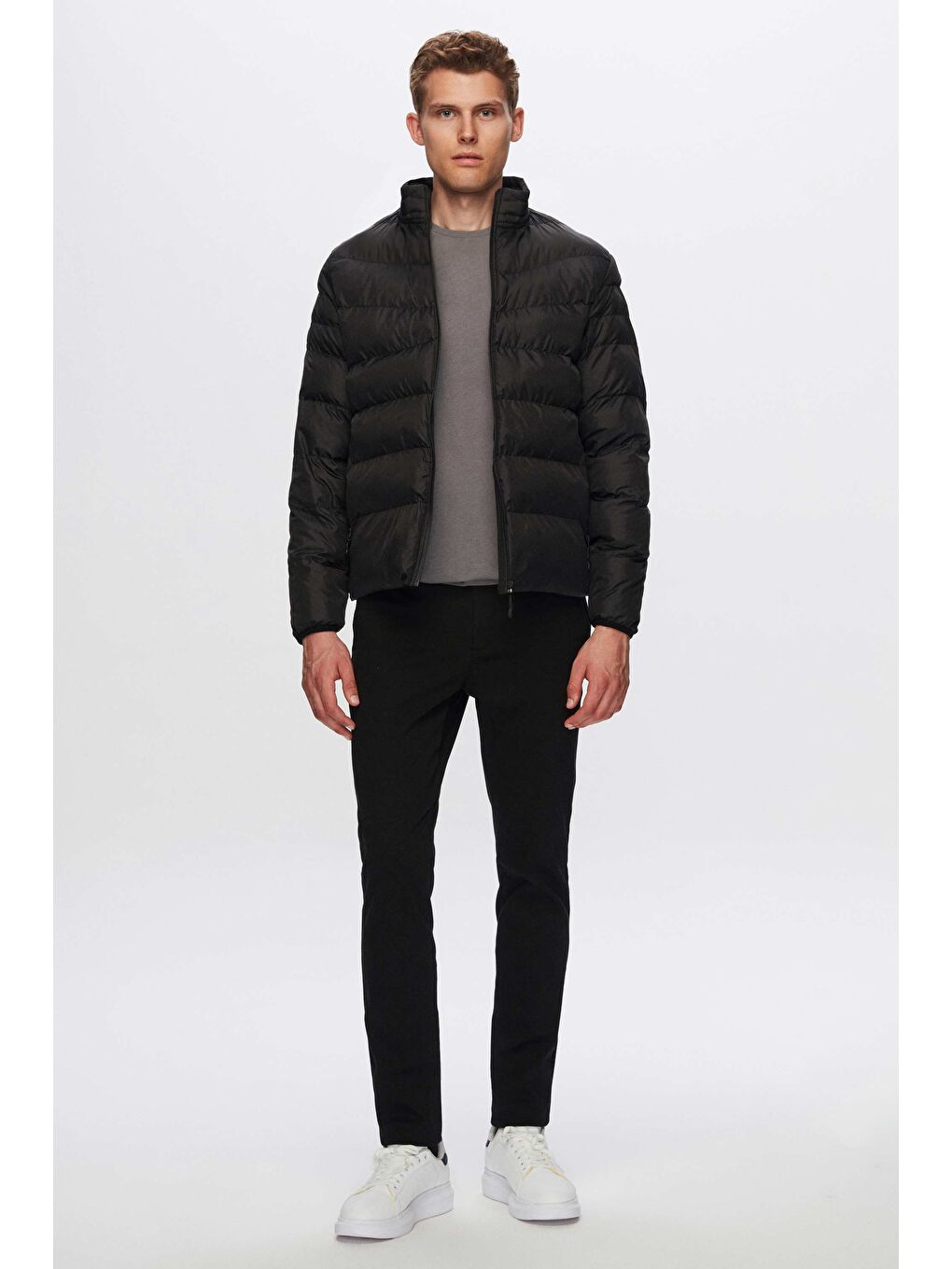 Slim Fit Siyah Rüzgar Geçirmez Elyaf Dolgulu Şişme Mont-5