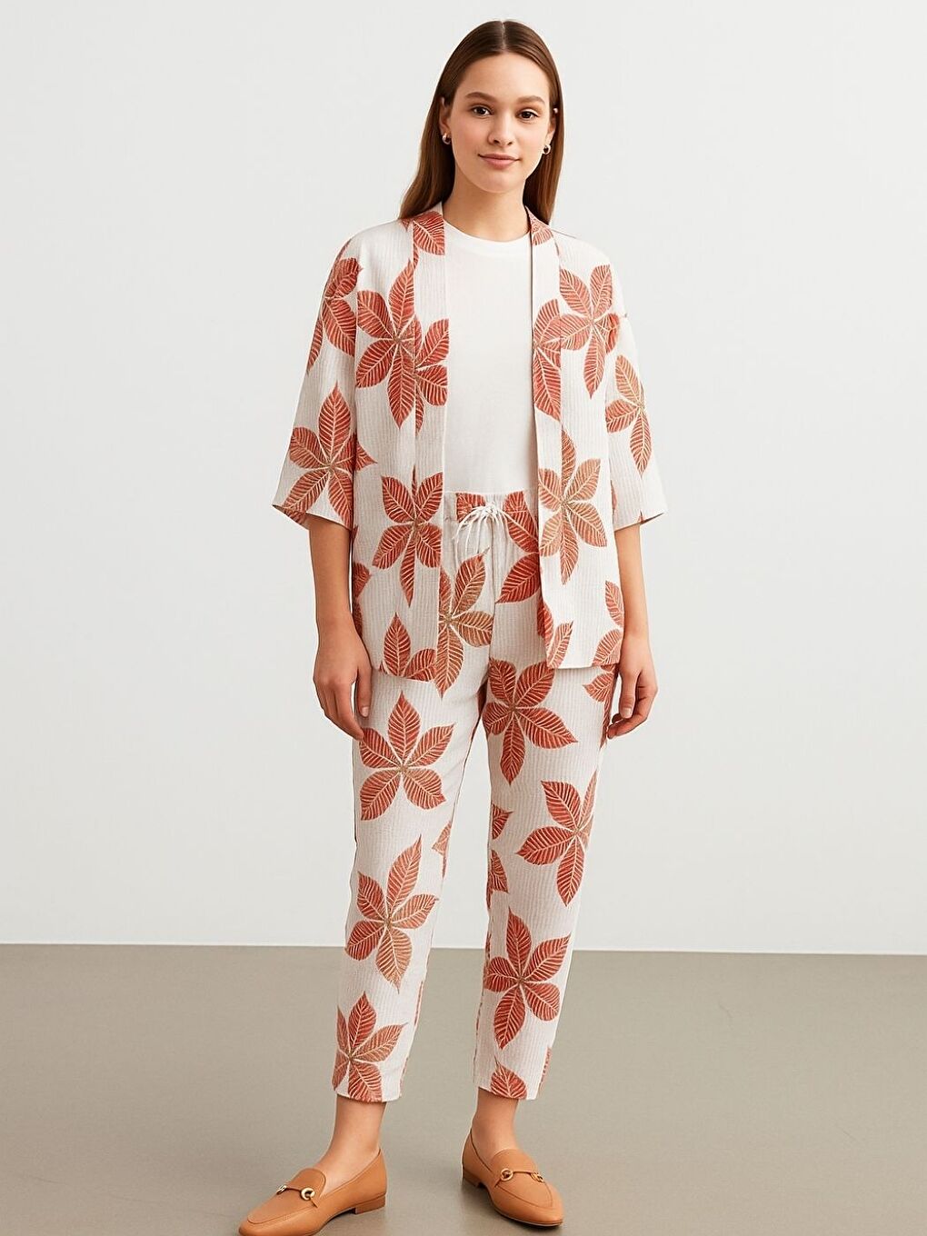 Kadın Turuncu Beyaz Çiçek Desenli Kimono Gömlek Pantolon Takım-1