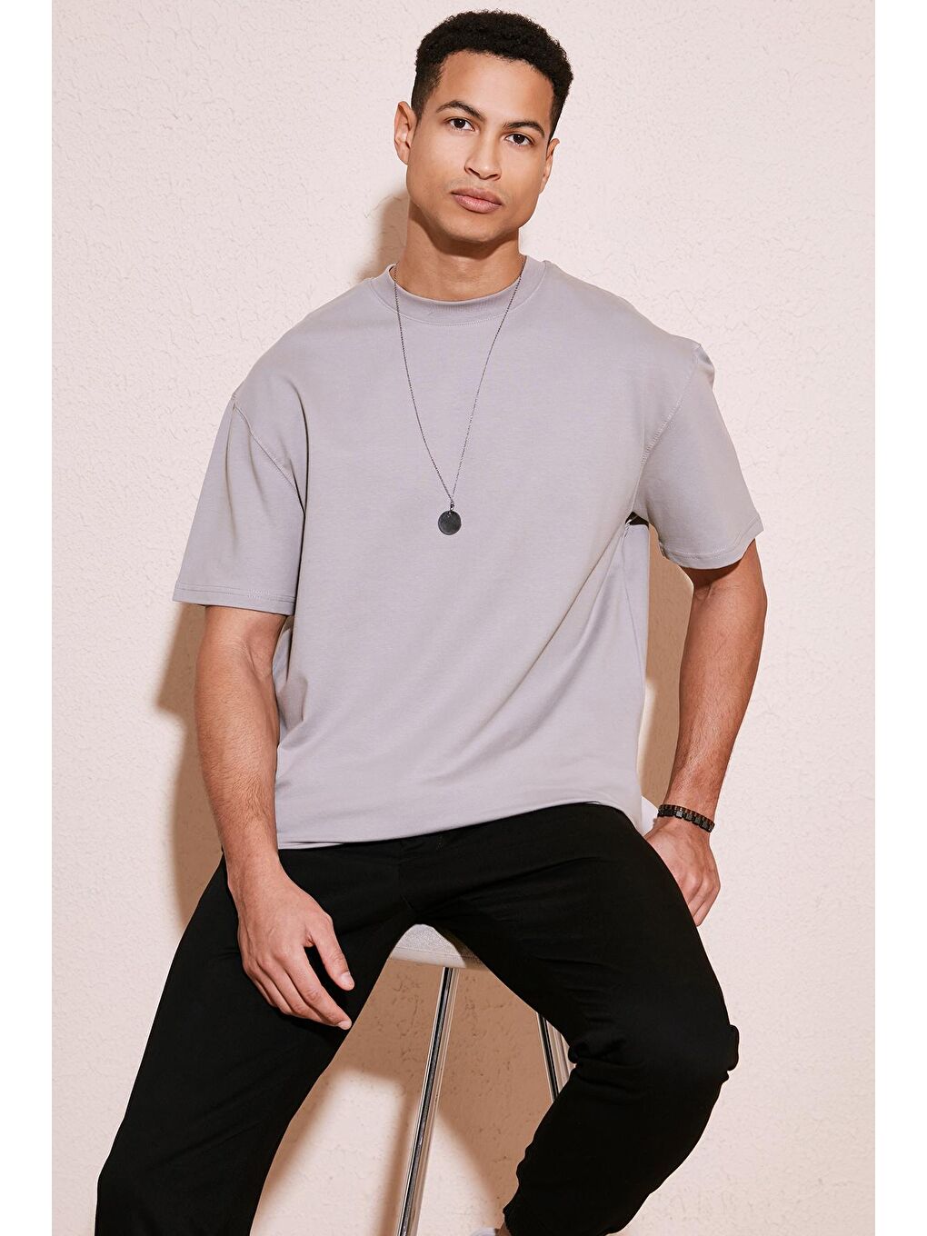 Buratti Gri Pamuklu Bisiklet Yaka Relaxed Fit Basic T Shirt 5902610